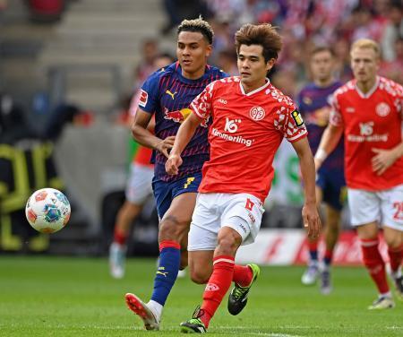 ドイツ１部、佐野がフル出場　川崎は初出場