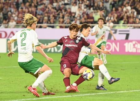 　後半、この試合２点目のゴールを決める神戸・宮代大聖（９）＝撮影・西田忠信