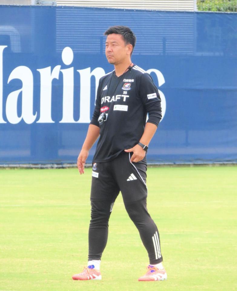 　横浜Ｍの大島秀夫監督