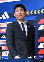 　会見を終え引き揚げる日本代表・森保一監督（撮影・佐藤厚）