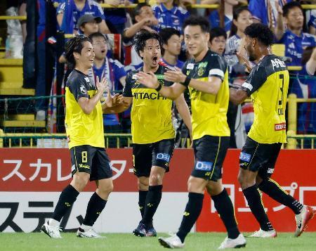 京都、引き分けて２位　Ｊ１、柏は５戦ぶり白星