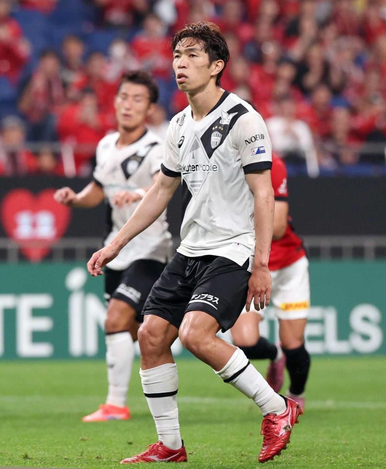 　前半、ＰＫを止められた神戸・宮代（撮影・佐々木彰尚）