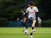 　パラグアイとブラジルとの国際親善試合に向け、調整する田中