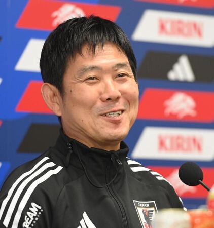 　前日会見する日本代表・森保一監督（撮影・西田忠信）