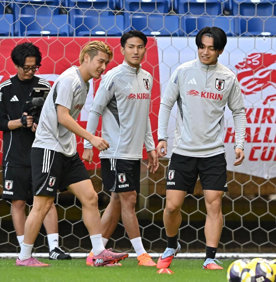 　トレーニングに参加した日本代表・渡辺剛（中央）＝撮影・西田忠信