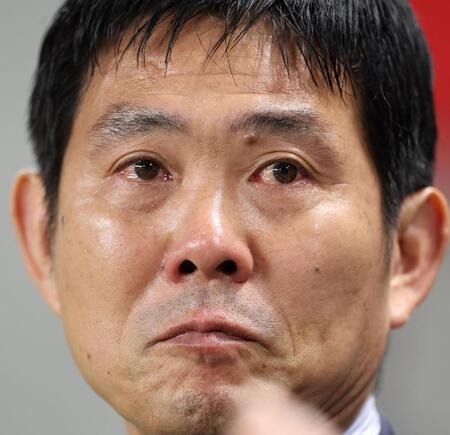 森保監督が国歌斉唱で涙　瞳ウルウル、右目から一筋　ＳＮＳ「泣いてる　ワイも感動！」「今日はうるうるじゃなくて、号泣じゃん！」