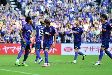 広島　３大会ぶり優勝へ王手！　ジャーメインＶ弾「タイトルを独占するチームになっていかないと」　横浜ＦＣ下して決勝進出