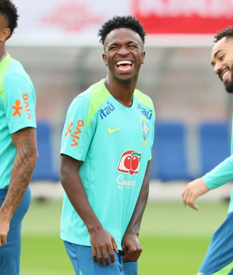 　練習に臨むビニシウス（撮影・石井剣太郎）