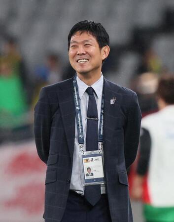 　試合を終え笑顔を見せる森保一監督（撮影・石井剣太郎）