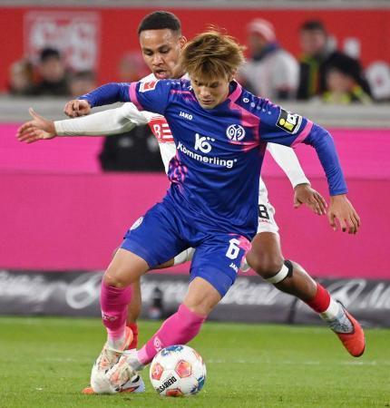 マインツの佐野海舟はフル出場　ドイツ１部シュツットガルト戦