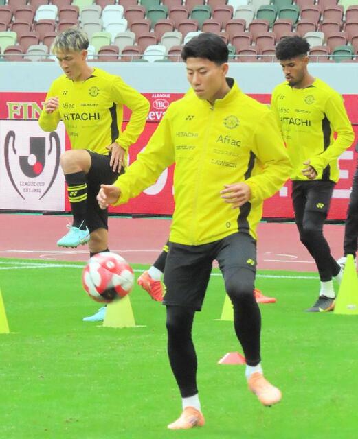 柏・細谷 工藤壮人さんの娘がエスコート役「また同じ景色見せたい