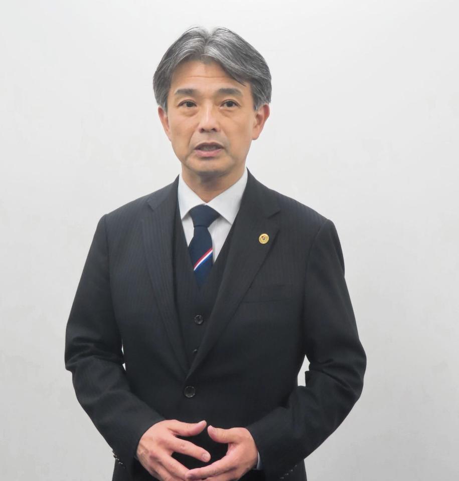 　西野努ＳＤの契約満了に伴い取材に応じた、Ｊ１横浜Ｍの中山昭宏社長