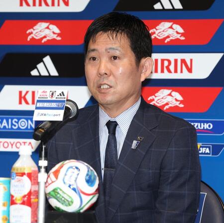 　日本代表メンバーを発表した森保監督（撮影・金田祐二）