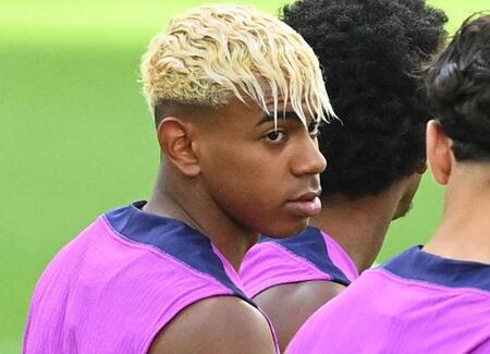 　バルセロナ・ラミン・ヤマル