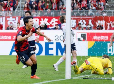 首位鹿島が勝つ、次節にも優勝 横浜FC、9日降格決定も