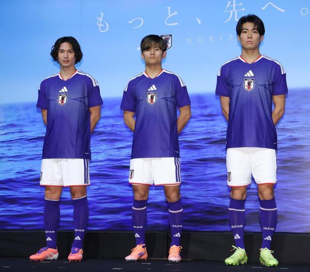 久保建英が新ユニ姿お披露目「僕がデザイナーじゃなくてよかった