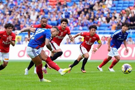 オフサイド見逃していた VARが映像で確認も「正しい判定ができなかった」J1横浜M-浦和で誤審