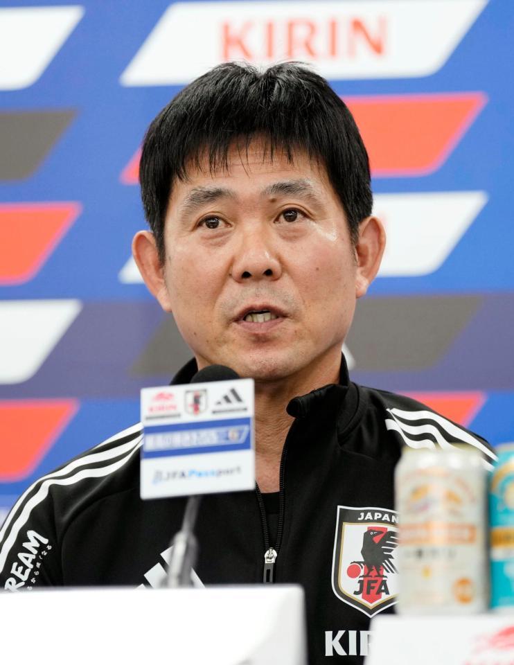 　ボリビア戦を前に記者会見する森保監督技場