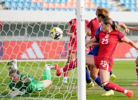 なでしこ、カナダに1-0で勝利 サッカー、年内最後の活動
