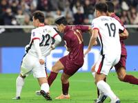 　前半、右足を振り抜き先制のゴールを決める神戸・武藤嘉紀（撮影・立川洋一郎）