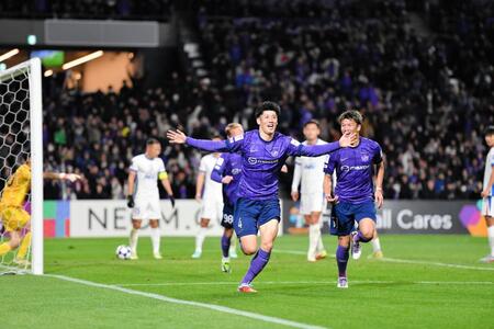 　先制ゴールを決めた荒木（撮影・畠山賢大）