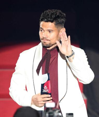 鹿島・レオセアラ　ベストイレブン＆最優秀ゴール賞受賞「自分だけで取れた賞ではない」