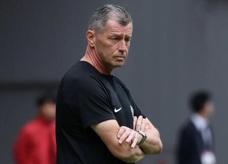 　ミヒャエル・スキッベ氏