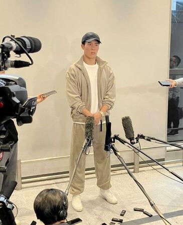 　帰国した冨安健洋