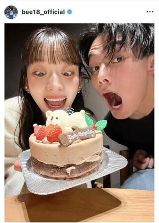 上田綺世のインスタグラム（＠ｂｅｅ１８＿ｏｆｆｉｃｉａｌ）から