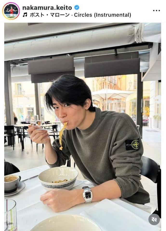 中村敬斗のインスタグラム（＠ｎａｋａｍｕｒａ．ｋｅｉｔｏ）から