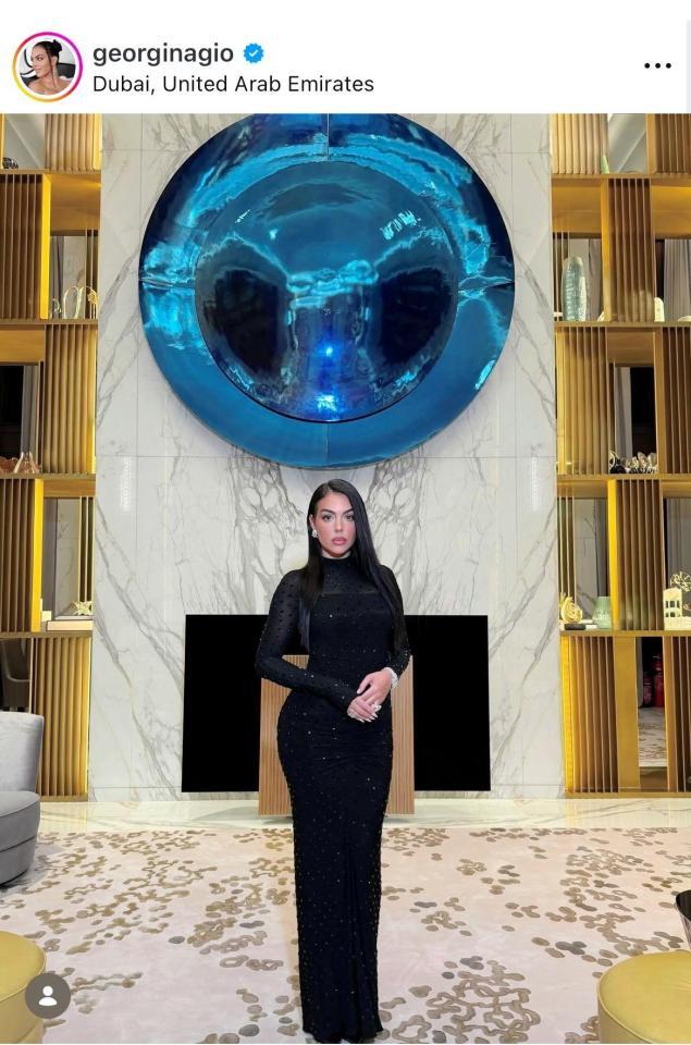 ジョージナ・ロドリゲスさんのインスタグラム（ｇｅｏｒｇｉｎａｇｉｏ）より