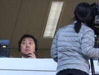 　解説の森保一監督（撮影・金田祐二）