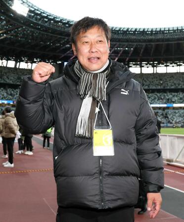 　チームを初優勝に導いた有村監督