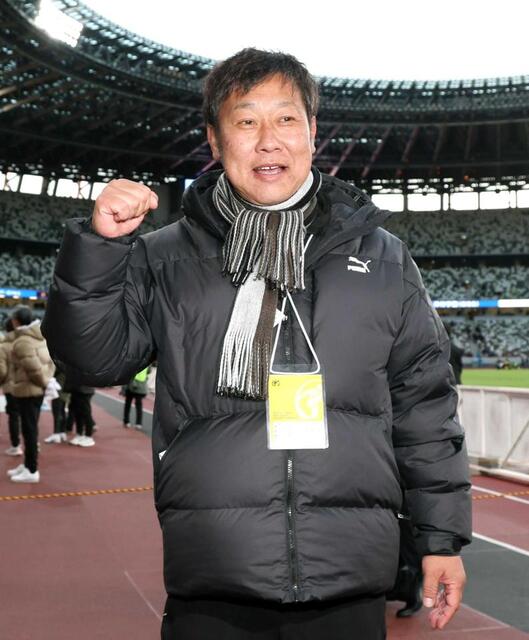 　チームを初優勝に導いた有村監督