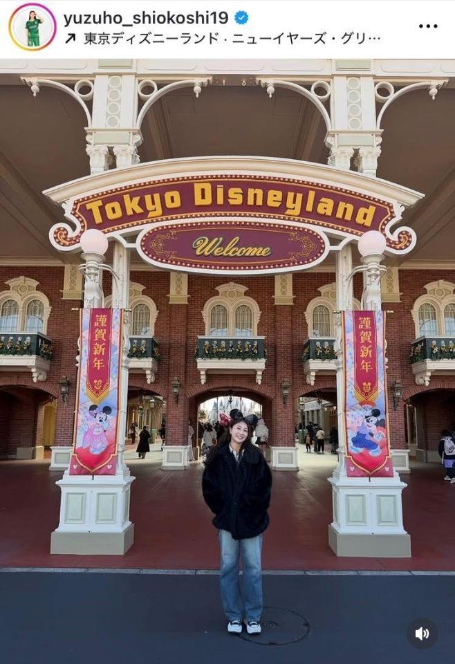 塩越柚補インスタグラム（ｙｕｚｕｈｏ＿ｓｈｉｏｋｏｓｈｉ１９）より