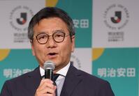 Ｊリーグ百年構想について話す野々村芳和チェアマン（撮影・西岡正）