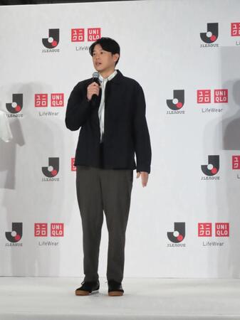 Ｊリーグとユニクロのパートナーシップ締結に関する記者会見に出席したサッカー元日本代表ＤＦ内田篤人氏