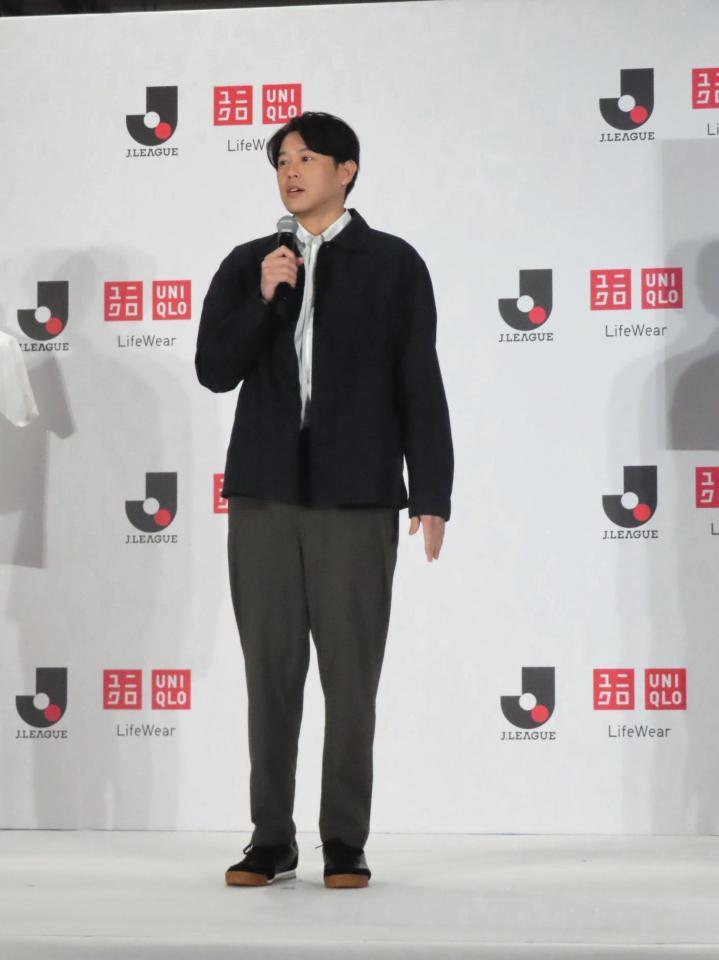 Ｊリーグとユニクロのパートナーシップ締結に関する記者会見に出席したサッカー元日本代表ＤＦ内田篤人氏