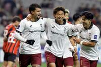 神戸・イニエスタ誓った！リーグV＆アジア制覇 背番号8初お披露目に