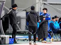 前半、途中交代した町田・相馬（右）