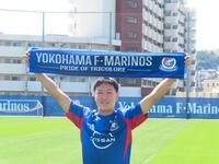 クラブ史上最年少となる１６歳０日でプロ契約を締結した横浜ＭのＭＦ三井寺眞