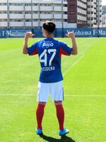 クラブ史上最年少となる１６歳０日でプロ契約を締結した横浜ＭのＭＦ三井寺眞