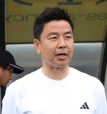 横浜Ｍ・大島秀夫監督（撮影・佐々木彰尚）