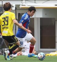 後半、突破をはかる浅田（撮影・佐々木彰尚）