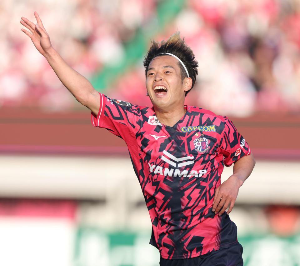 後半、チーム２点目となるゴールを決めたＣ大阪・本間至恩（撮影・中田匡峻）