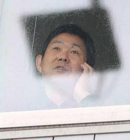 　ＦＣ東京-東京Ｖ戦を視察する日本代表・森保監督