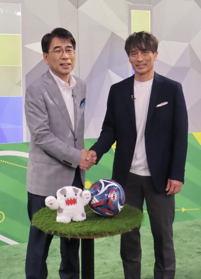 特別対談を行ったＮＨＫ・井上樹彦会長（左）とＪＦＡ・宮本恒靖会長
