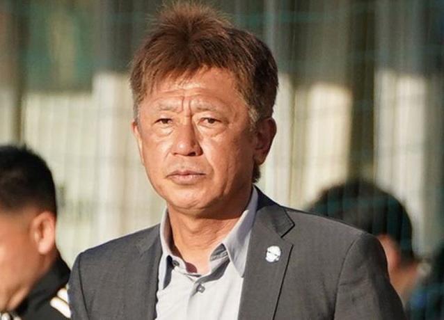 60歳?!元サッカー日本代表がイケオジに