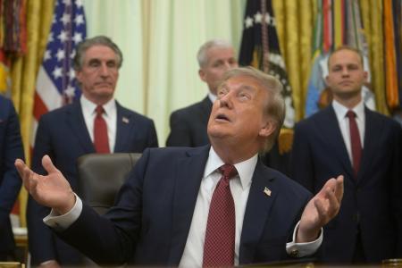 　トランプ米大統領＝２４日、ワシントン（ＡＰ＝共同）
