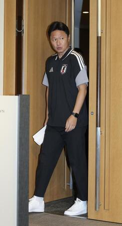 メンバー発表会見に臨むＵー２１日本代表・大岩剛監督（撮影・西岡正）